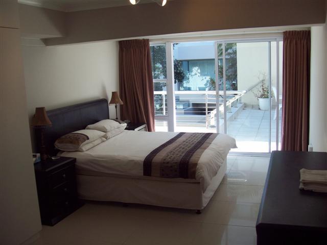 To Let 2 Bedroom Property for Rent in Clifton Western Cape